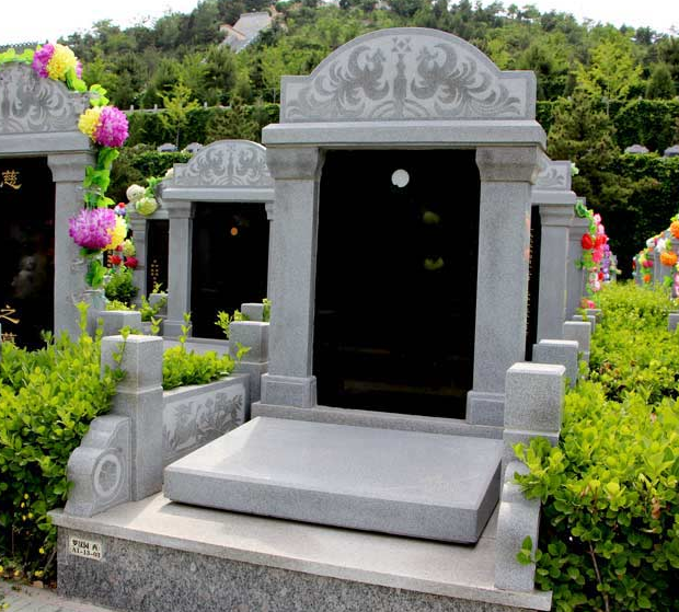 灵山宝塔传统墓碑的简介